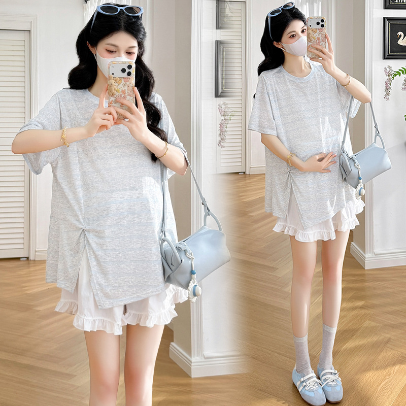 Maternity Plus-Size Set for Summer: New Sweet Striped Design Top + Lace Shorts/Skirt for Trendy Moms Maternity Plus-Size Set for Summer: New Sweet Striped Design Top + Lace Shorts/Skirt for Trendy Moms
