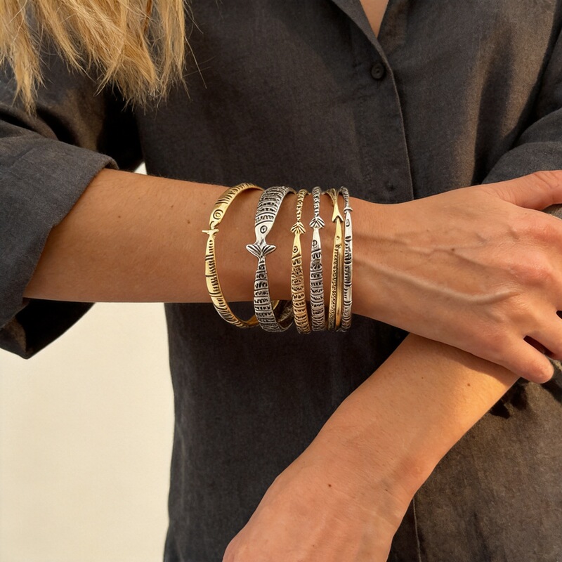 Cross-Border Personalized Design Multi-Layered Alloy Marine Animal Bracelets for Girls Wholesale Niche Retro Bracelets Cross-Border Personalized Design Multi-Layered Alloy Marine Animal Bracelets for Girls Wholesale Niche Retro Bracelets