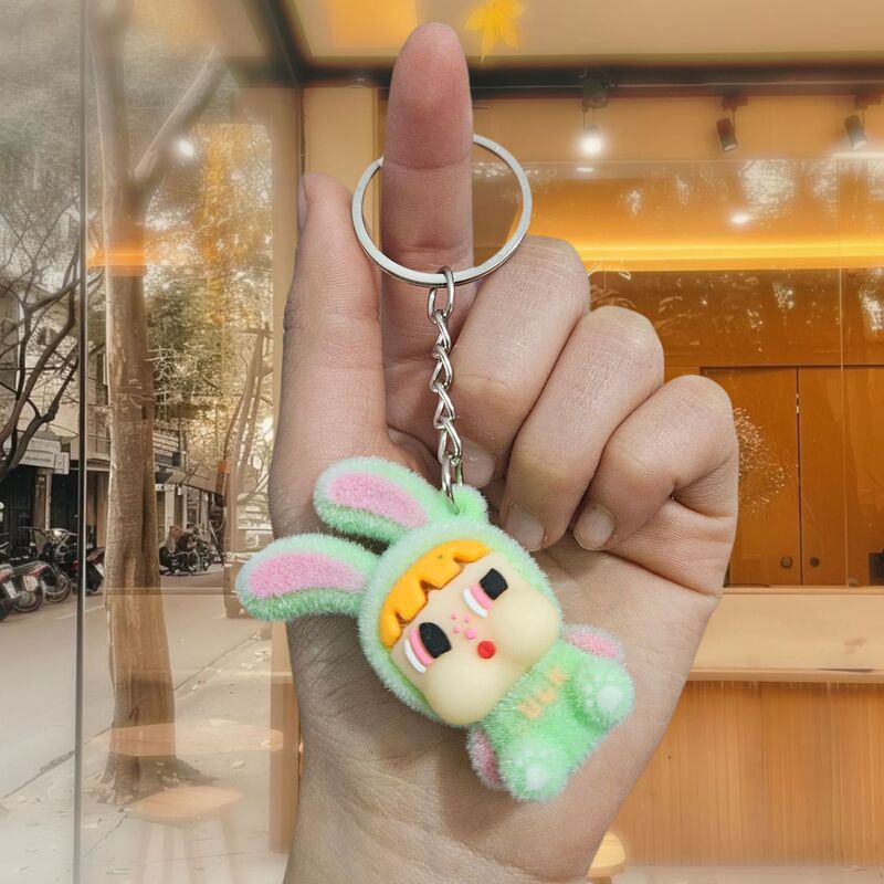 植毛泣き人形キーホルダーかわいいアニメ人形クロスボーダーキーホルダーかばんストラップメーカー卸売り|undefined