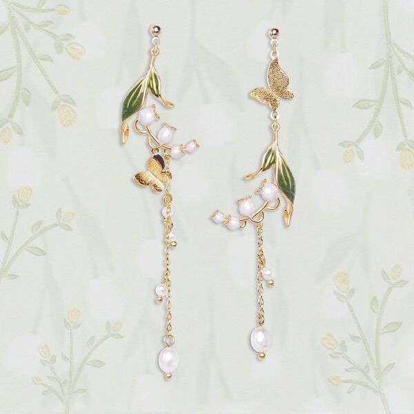 Brand Japanese asymmetrical cute earrings
