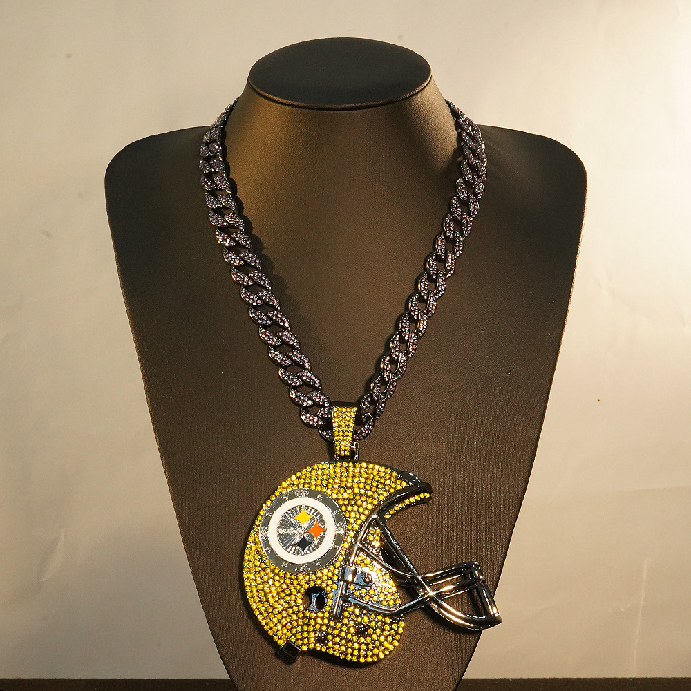 Europa y América Pittsburgh Steelers Pittsburgh acero rugby casco aleación de diamantes colgante collar grande