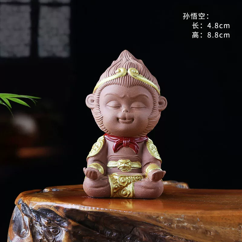 Qitian Dasheng Sun Wukong's ornament fish tank landscaping purple sand tea pets aquatic rockery bonsai car tea pet