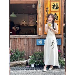 ファッショナブルでシンプルなレトロプリントスリムデザインスイングカラーノースリーブミッドレングスベストドレス女性用2025夏