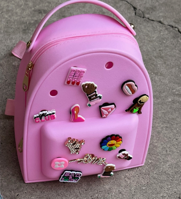 Zapatos de mujer de celebridades de internet de comercio exterior transfronterizo de estación independiente, zuecos para exteriores, zapatos de punta cerrada, sandalias de playa huecas, toboganes.