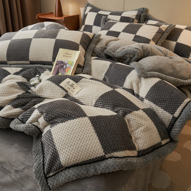 Nueva funda de edredón de terciopelo de leche de una sola pieza cubierta de edredón de terciopelo de coral de doble cara de invierno sábana de tres piezas de cuatro piezas 150x200x230