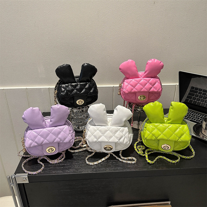 Bolsa pequeña de forma especial moda femenina pequeña cabeza de conejo bolsa de mensajero de las mujeres 2023 nueva personalidad linda chica corazón rombo bolsa