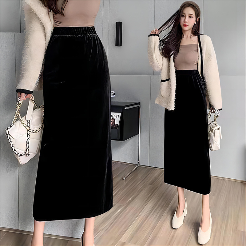 Velvet Skirt Side Open Back Split Skirt Women's Thickened Autumn and Winter 2024 New Mid-length High Waist Black Straight Skirt Velvet Skirt Side Open Back Split Skirt Women's Thickened Autumn and Winter 2024 New Mid-length High Waist Black Straight Skirt