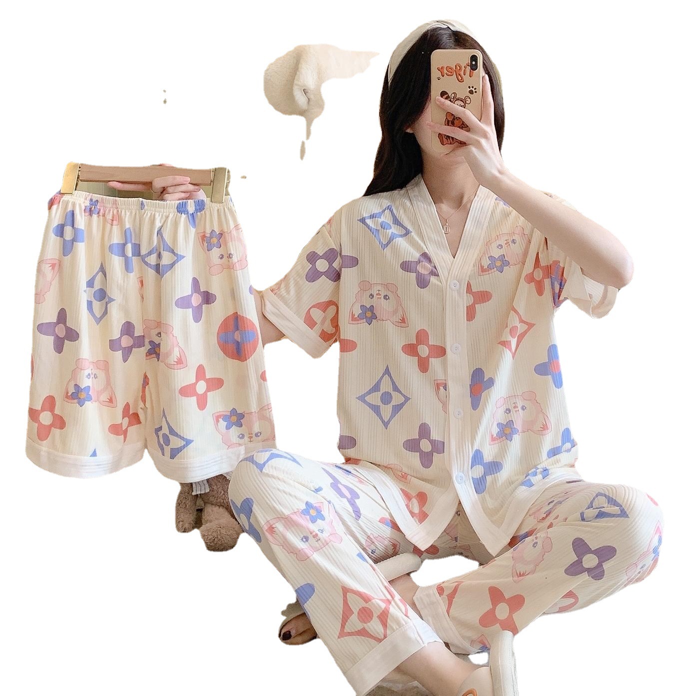 Comercio exterior al por mayor pijamas de las niñas de verano de manga corta pantalones cortos traje de tres piezas cardigan monje collar estudiante homewear