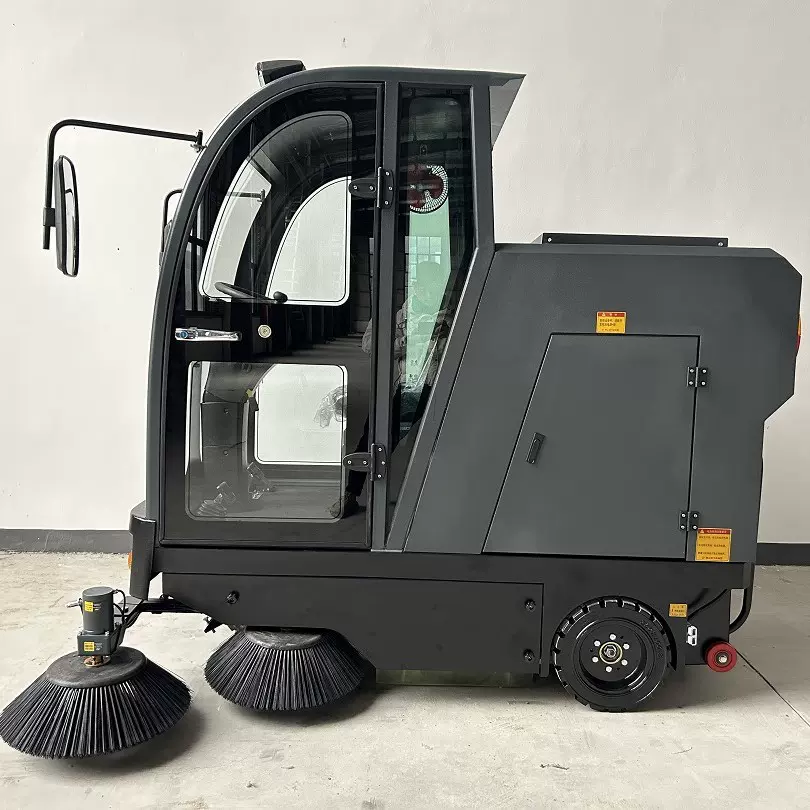 驾驶扫地车小区物业工厂道路清扫车商用全封闭工业车间环卫扫地机