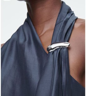 �W�����s��������ˮ�������Ů���P��䵭�L�߼����b���ׄe����