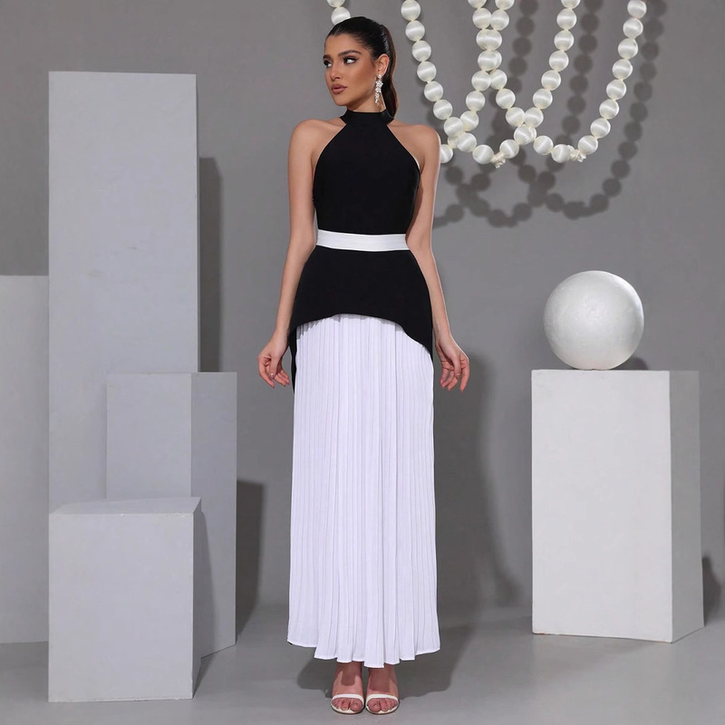 Women's Elegant Socialite Light Luxury Black and White Contrast Color Long Pleated Skirt Party dress Engagement Toast Dress Evening Dress Women's Elegant Socialite Light Luxury Black and White Contrast Color Long Pleated Skirt Party dress Engagement Toast Dress Evening Dress