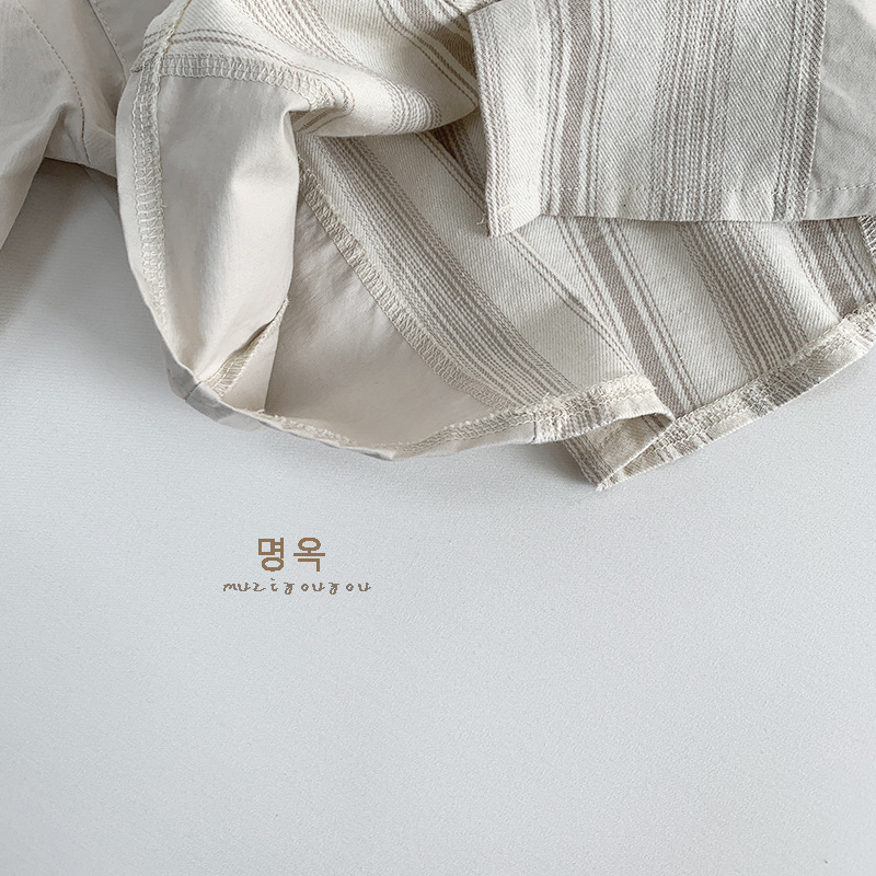 Estilo literario ~ 2025 primavera nueva camisa de personalidad de color de contraste para niños hombres y mujeres bebé tops para niños japoneses al por mayor