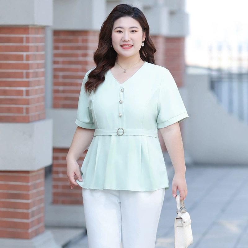 Женская шифоновая блузка больших размеров для полных женщин, скрывающая живот и визуально стройнящая, модный универсальный топ с V-образным вырезом на пуговицах, летняя коллекция 2026 года.