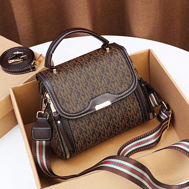 Crossbody Women's Large Capacity New Square Small Design Fashion Versatile Commuter Shoulder Bag_voghion.com