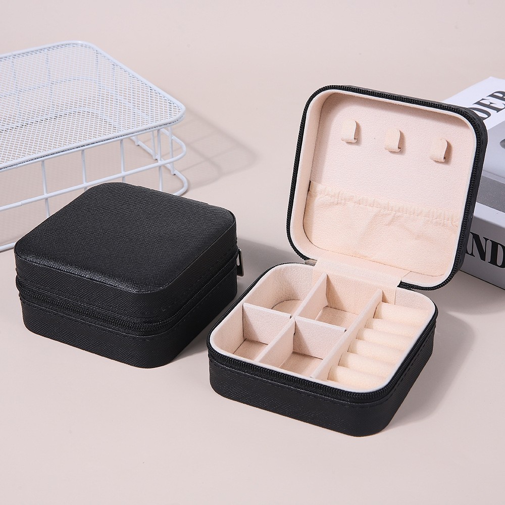 Portable jewelry box for earrings, necklaces, rings, storage box, small and elegant home accessories, best-selling model