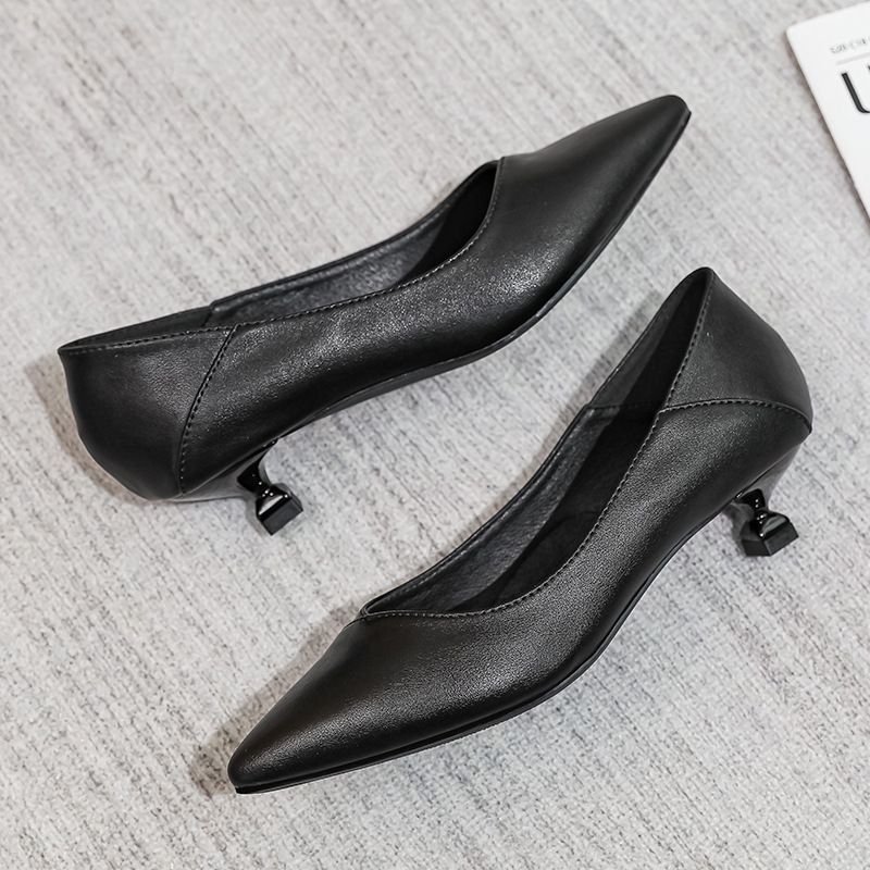 Flight attendant soft-soled work shoes women's black stiletto heels pointed single-layer shoes leather shoes etiquette interview professional work shoes Flight attendant soft-soled work shoes women's black stiletto heels pointed single-layer shoes leather shoes etiquette interview professional work shoes