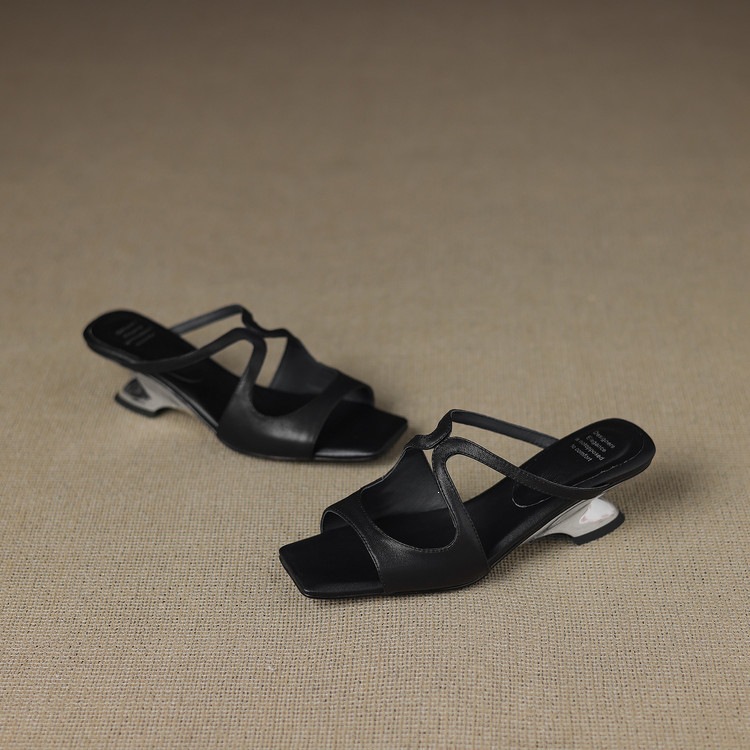 Sandal nữ da bò mũi vuông hở ngón gót lạ mắt — màu đen, màu trắng ngà, bạc chi tiết 110