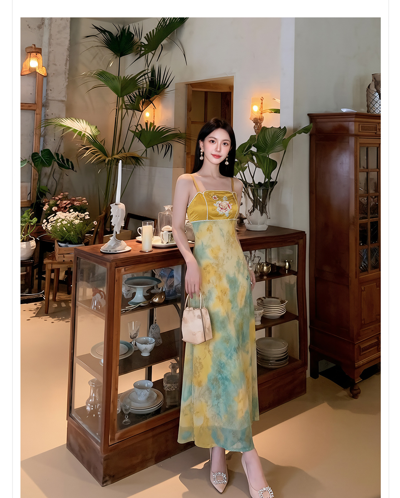 Bộ đầm dây tay không phối áo khoác thêu hoa văn cách tân cao cấp — bộ đồ, Đầu màu mơ, đầm dây chi tiết 5