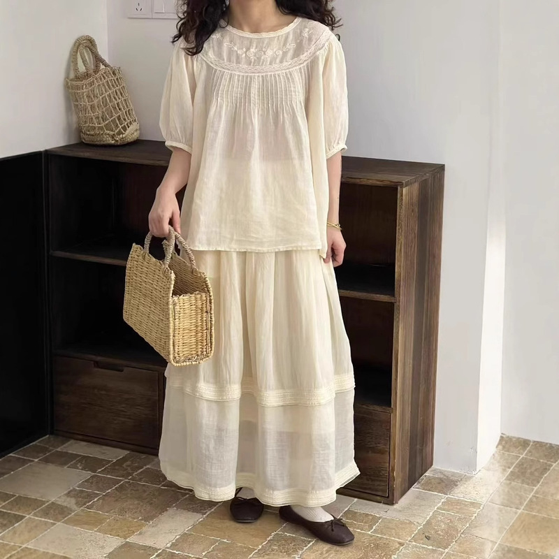 2025 Summer Ramie Round Neck Embroidered Shirt + Lined Skirt Suit