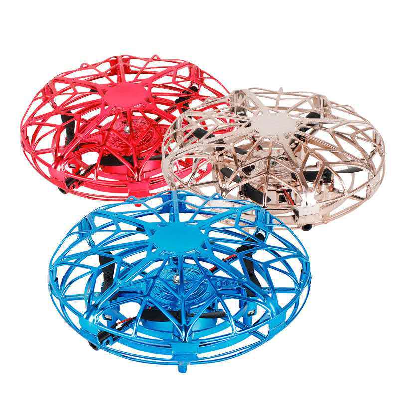 Cross-border new UFO induction flying saucer intelligent suspension gesture four-axis induction flying small plane children's toys
