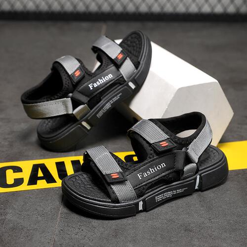 2025 new children's shoes, children's beach sandals, fashionable summer velcro, medium and large children's casual outdoor breathable sandals