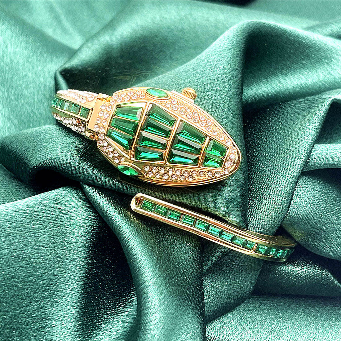 Damur med ormarmband diamant analog kvarts lyxklocka_voghion.com