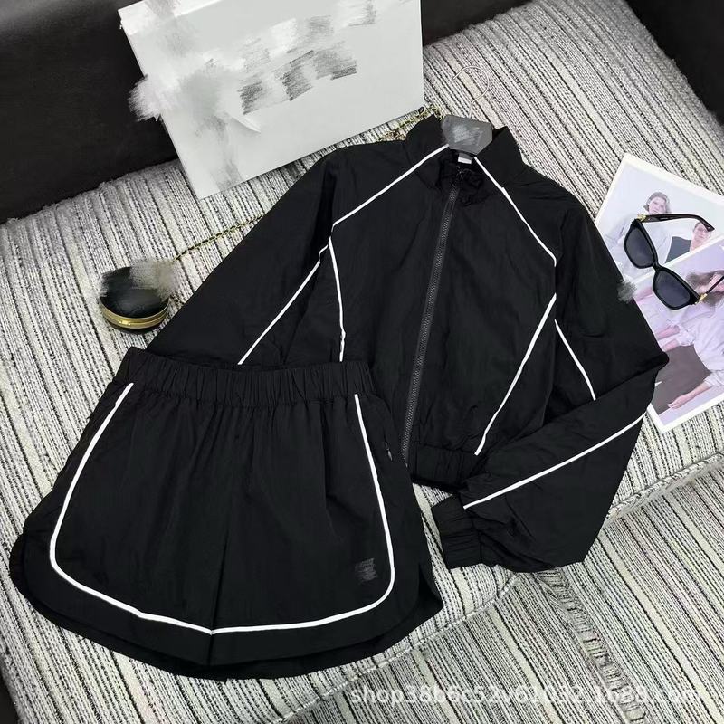 [Nanyou Rose ハイエンド婦人服] 25 新しいカジュアルプリントコントラストカラースタンドカラーサンプロテクションジャケットショーツスーツ|undefined