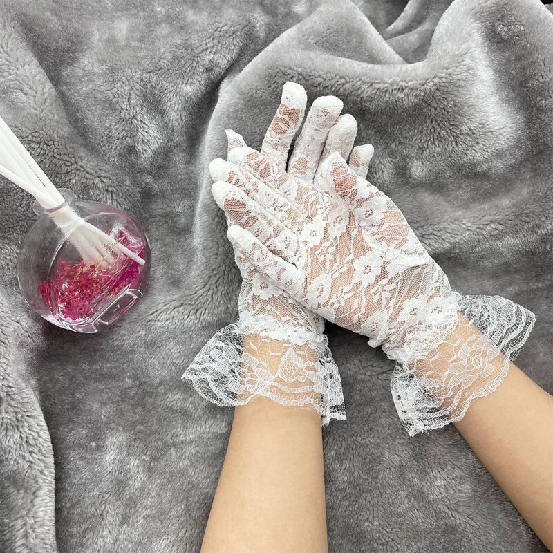 Women's Group White Red Short Lace Gloves Women's Fashion Sexy Thin Breathable Sun Protection Sleeves Arm Sleeves