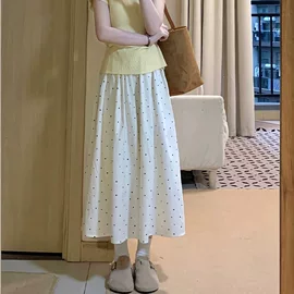 波点半身裙怎么选?高腰A字显瘦款解析
