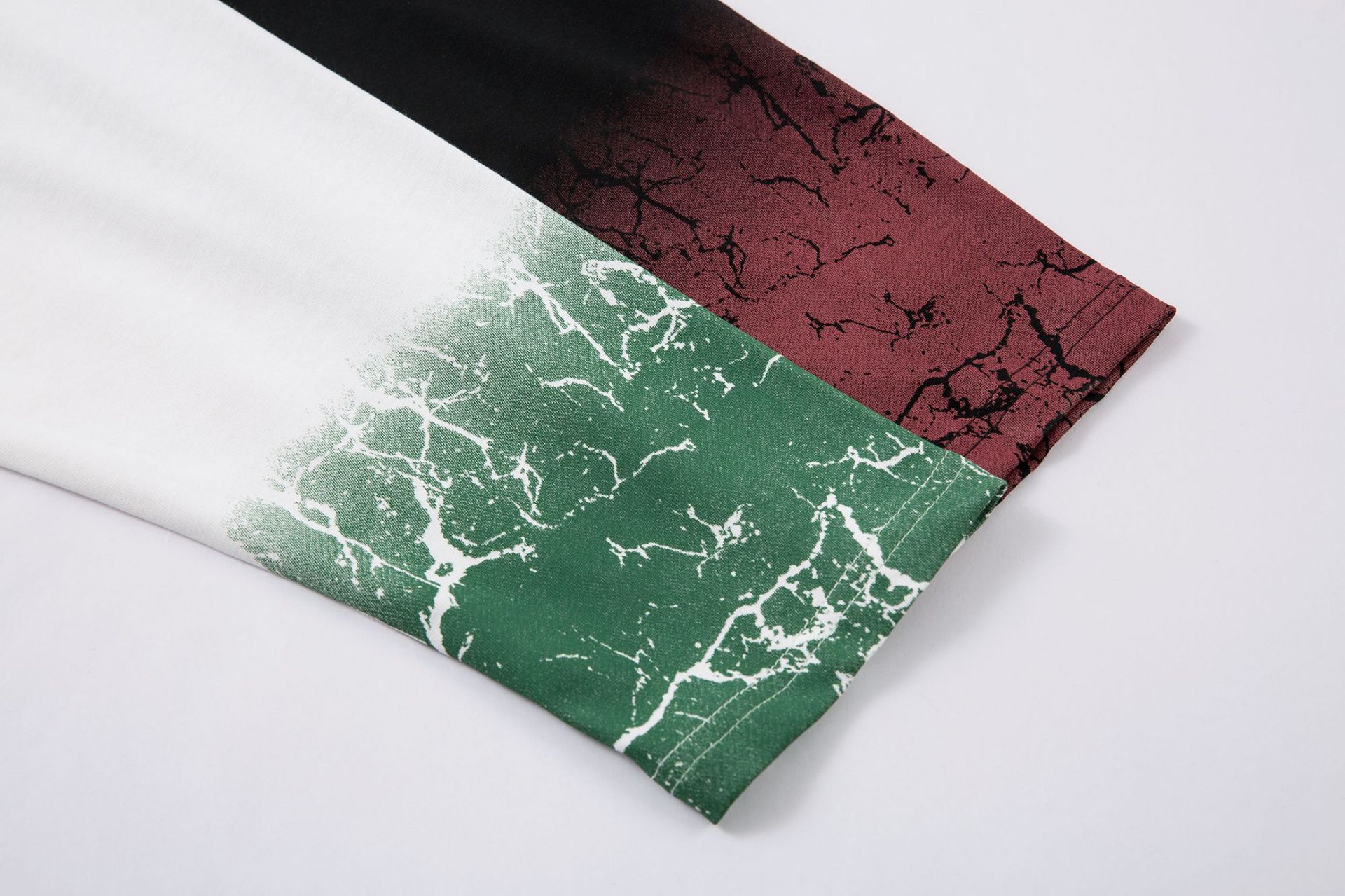 Men's Streetwear Long Sleeve T-Shirt – Oversized Graphic Tee With Dark Print (100% Combed Cotton, M-XXL, Black/White)_viptrois.com