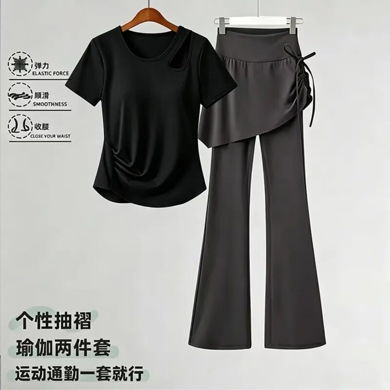Plus-size sports suit for women 2026 new yoga wear running training short-sleeve T-shirt fitness wear for petite women Plus-size sports suit for women 2026 new yoga wear running training short-sleeve T-shirt fitness wear for petite women