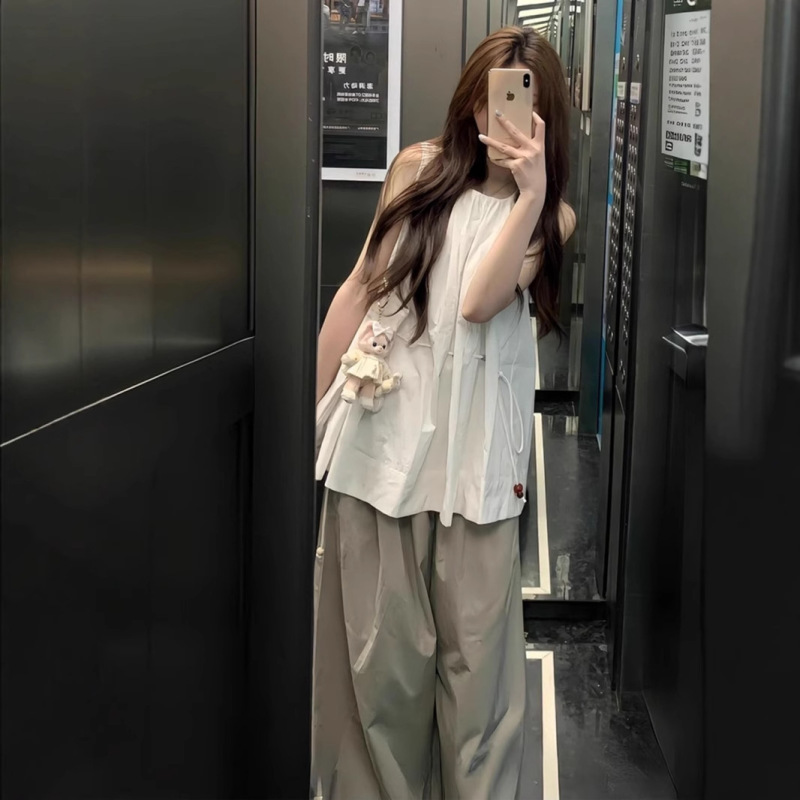 韓国風年齢軽減カジュアルスポーツスーツ女性用夏デザインニッチノースリーブシャツワイドレッグパンツ2点セット|undefined