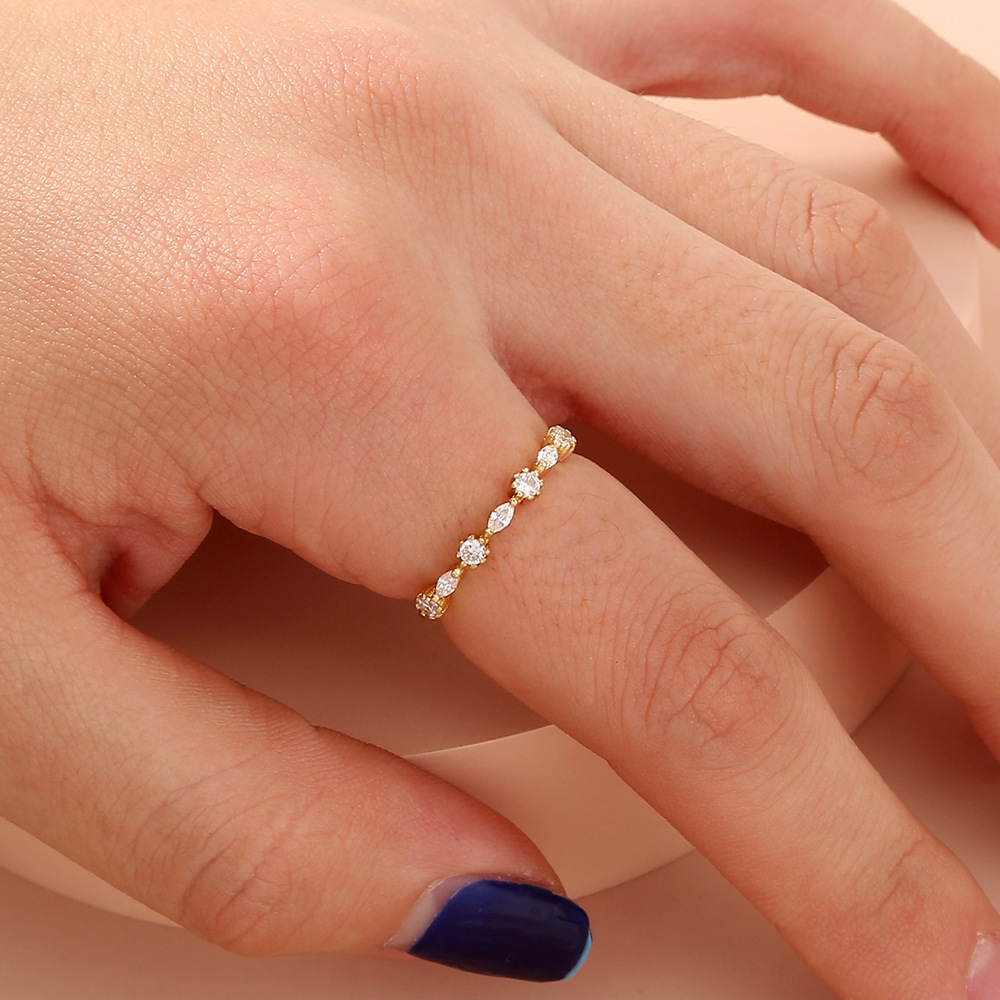 Fashion Copper Female Zircon Simple Index Finger Ring display picture 2