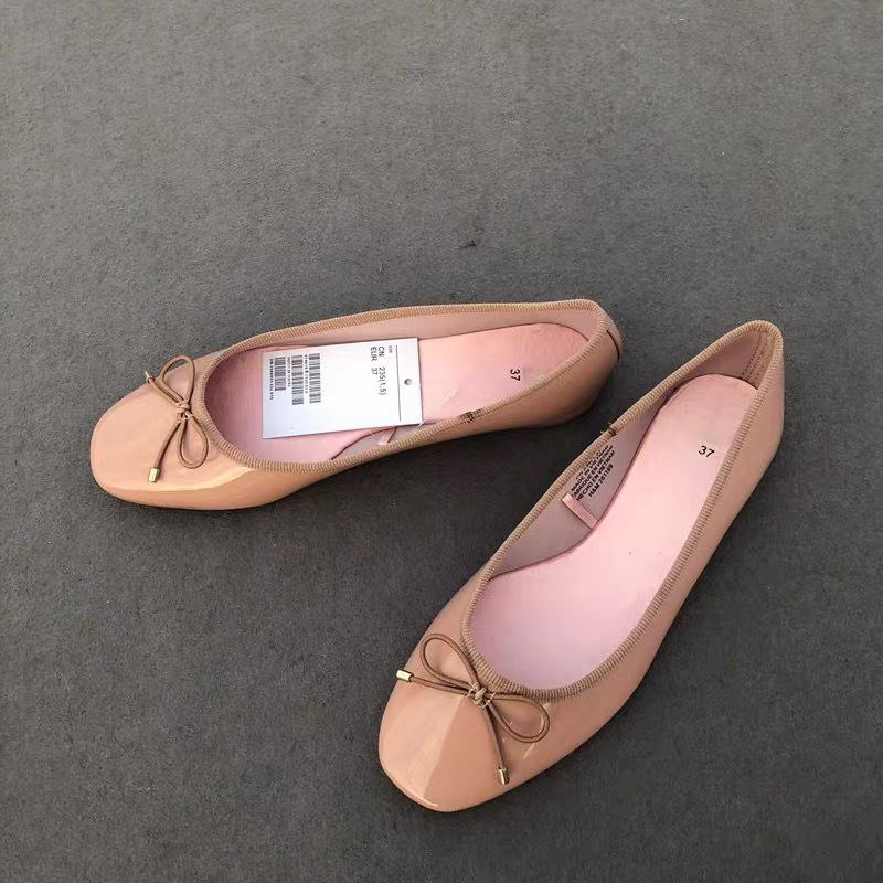 페이턴트 가죽 파우더