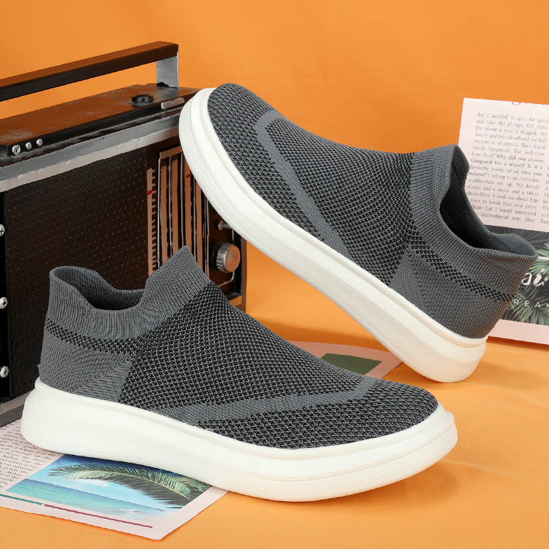 24 nuevas parejas voladoras de gran tamaño transfronterizas zapatos deportivos casuales para hombres y mujeres tendencia de moda zapatos de coco transpirables de un solo pie