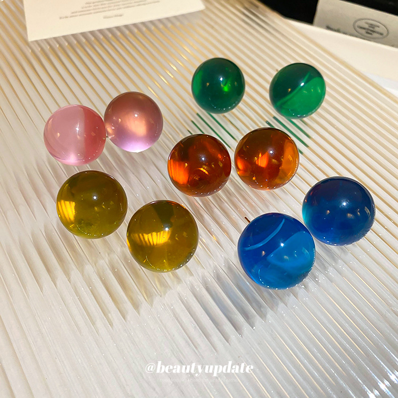 Pendientes de resina de bola transparente de color de dopamina de aguja de plata Pendientes de moda simple de estilo ins Pendientes de estilo literario femenino