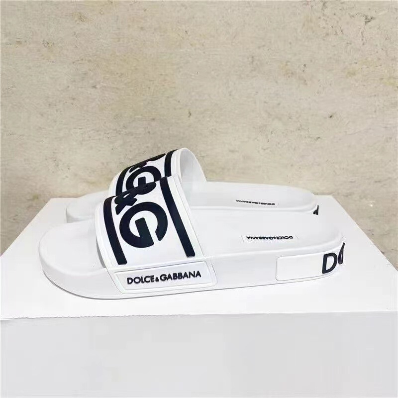 D&G Men's Fashionable Lettered Slippers for Summer, Non-Slip, Thick-Soled, Light Luxury Trendy Slide Sandals D&G Men's Fashionable Lettered Slippers for Summer, Non-Slip, Thick-Soled, Light Luxury Trendy Slide Sandals
