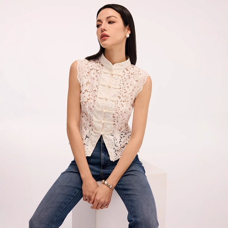 2026 Summer New Chinese Style Lace Sleeveless Shirt, White, Stand Collar, Diagonal Placket, Buttoned, Intricately Hollowed, Slimming, Elegant 2026 Summer New Chinese Style Lace Sleeveless Shirt, White, Stand Collar, Diagonal Placket, Buttoned, Intricately Hollowed, Slimming, Elegant