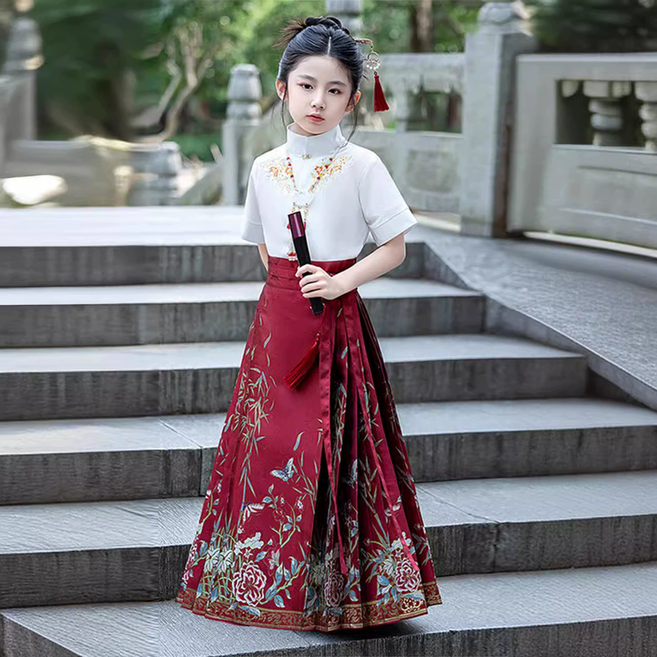 Продвинутая принцесса девушка с конским лицом юбка из старинного стиля