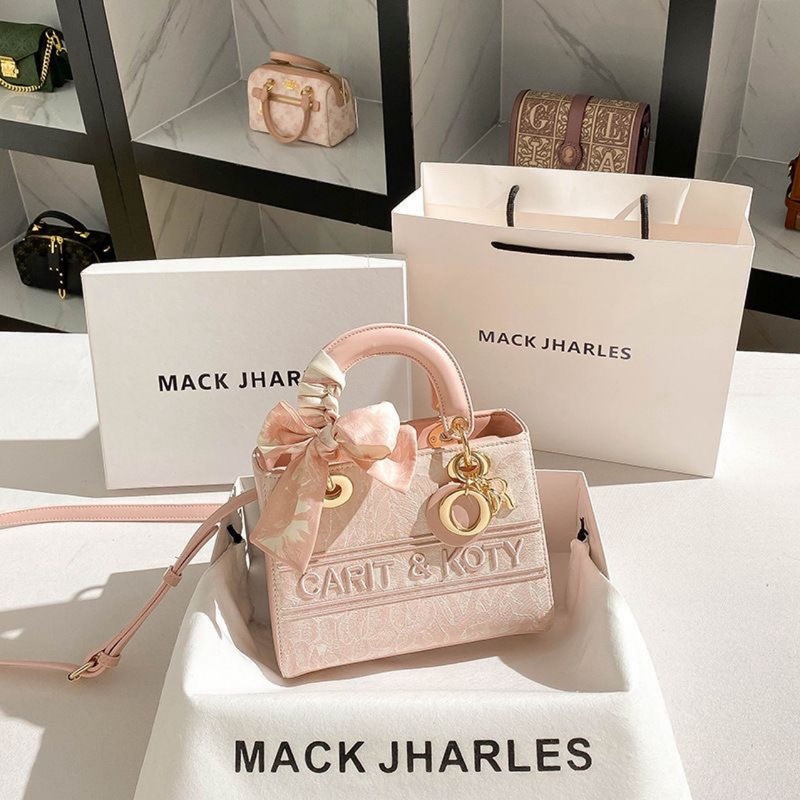 MACK JHARLES今年流行刺繍戴妃バッグレディース2025春新作高级感ハンドバッグ|undefined