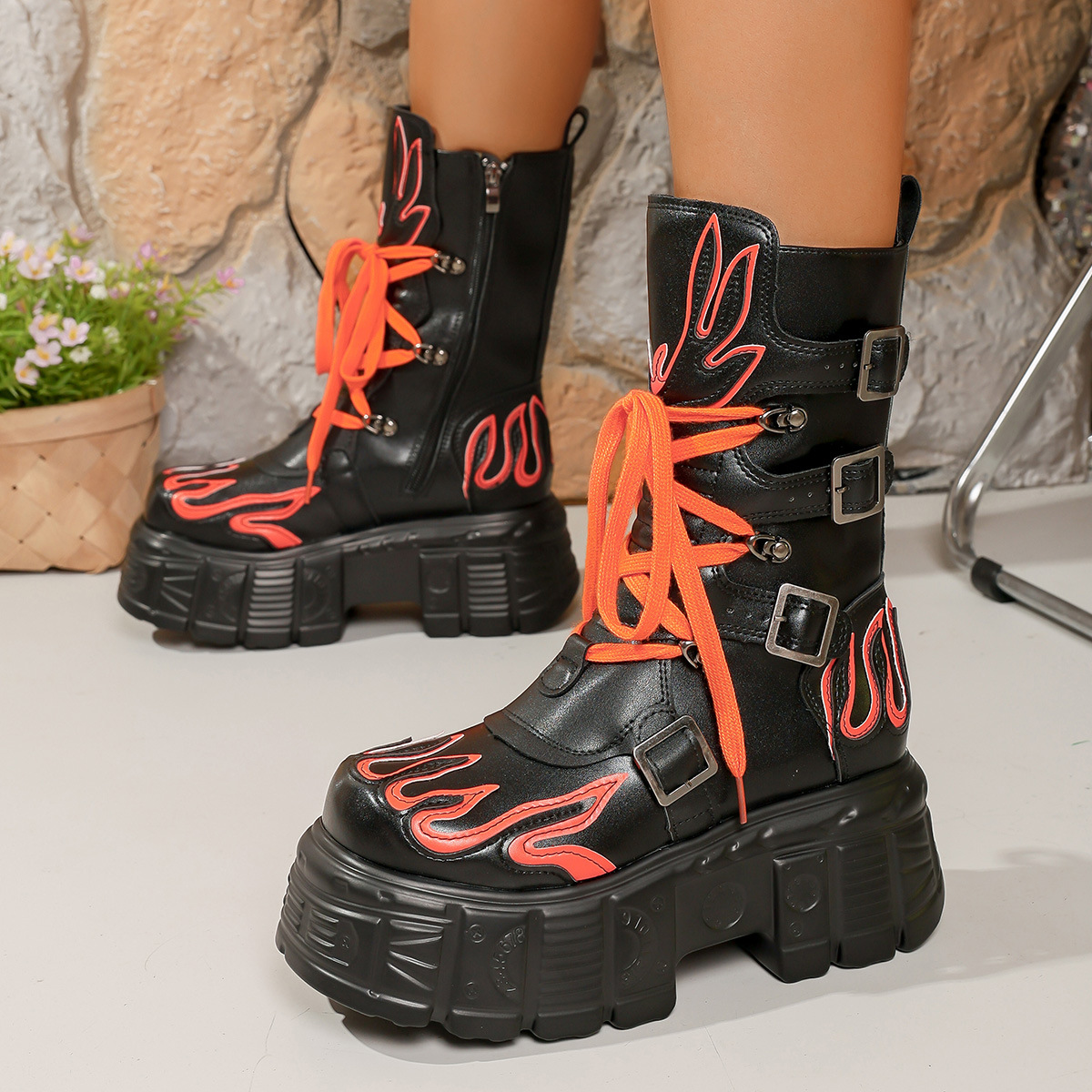 2025 New Dark Punk Thick-Soled Color-Blocked Flame Mid-Calf Boots Boots Women's Boots Retro Side-Pull Motorcycle Boots