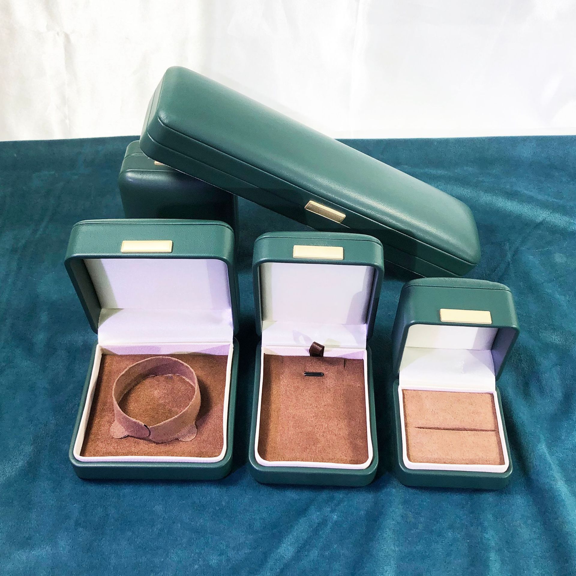 Dark green main image 1.jpg