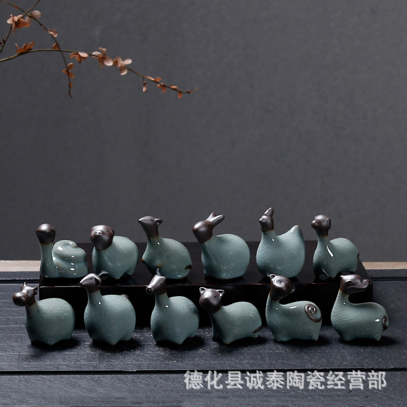 12生肖の陶磁器の置物のミニのかわいい開片は12年の相の動物の小さいお茶を養うことができます。