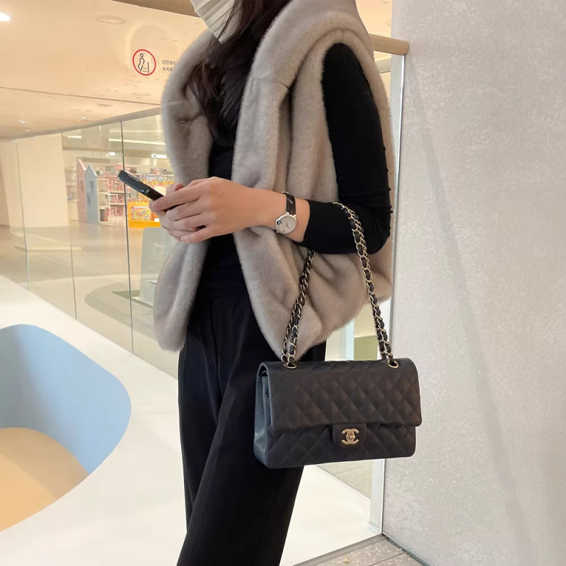 Luxurious and Stylish Korean Chic Fur Vest, Hooded Mink Fur Loose Vest, Korean Style Vest Jacket Luxurious and Stylish Korean Chic Fur Vest, Hooded Mink Fur Loose Vest, Korean Style Vest Jacket