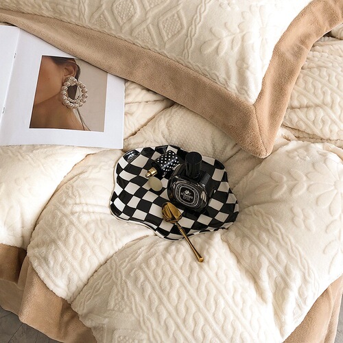 ins wabi-sabi style milk velvet four-piece set a type waffle sheet quilt cover bed sheet winter Nantong home textile three-piece set