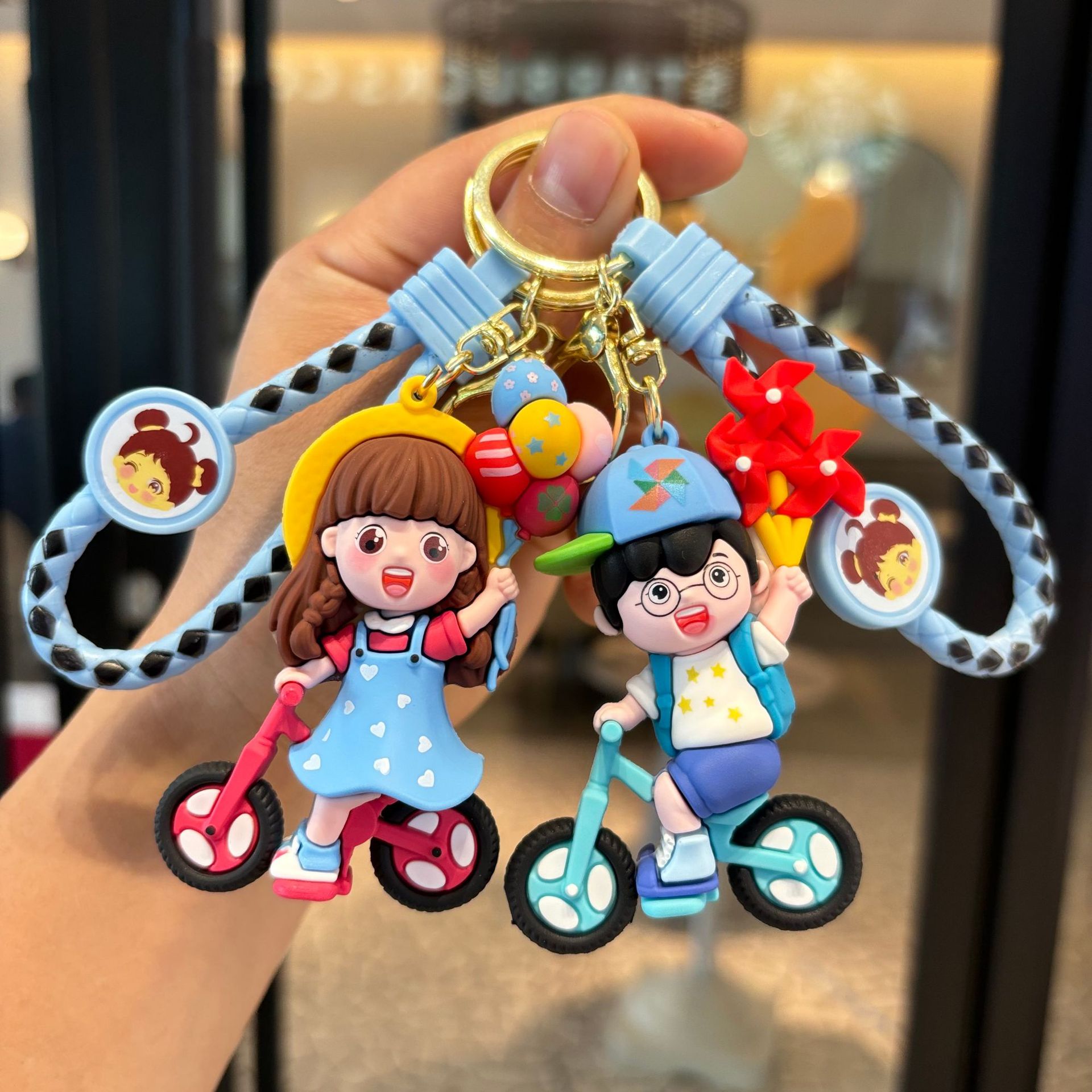 Molino de viento pareja lindo muñeca de dibujos animados llavero de automóvil bolsas escolares estudiantes colgantes pareja pequeños regalos