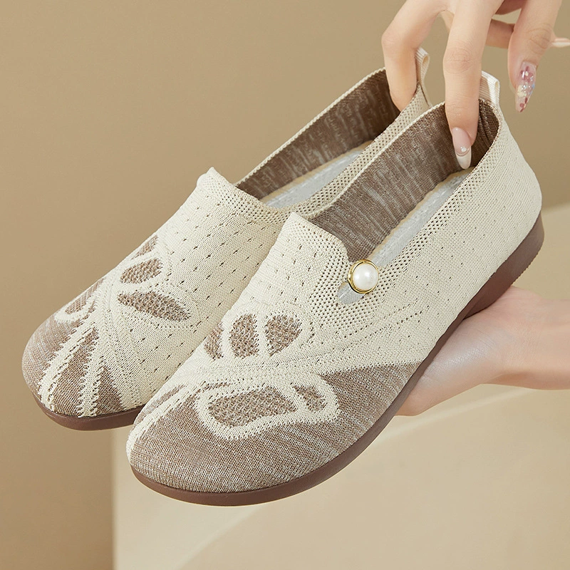 Летние старые пекинские туфли для женщин с плоской подошвой летают на плоских туфлях на плоских туфлях