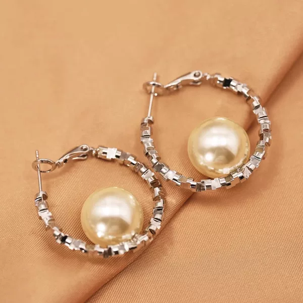 2025 New Copper Alloy Earrings Broken Silver Pearl Big Ear Ring Light Luxury High-end Ear Stud Modified Face Earrings