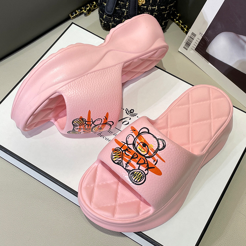 핑크 색 곰]