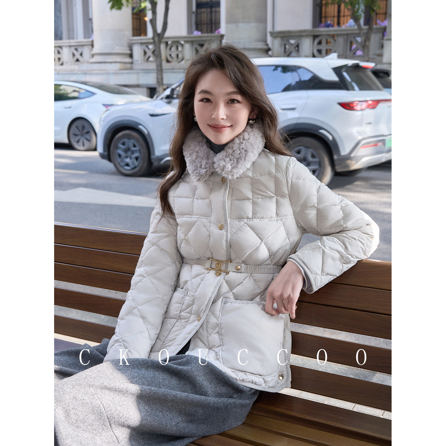 Rongtai m Home 90 White Goose down Metal Saddle Belt down Jacket Women's 2025 Autumn and Winter Diamond Fashionable Jacket
